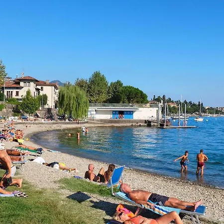 New View In Historic Palace Casa vacanze Verbania
